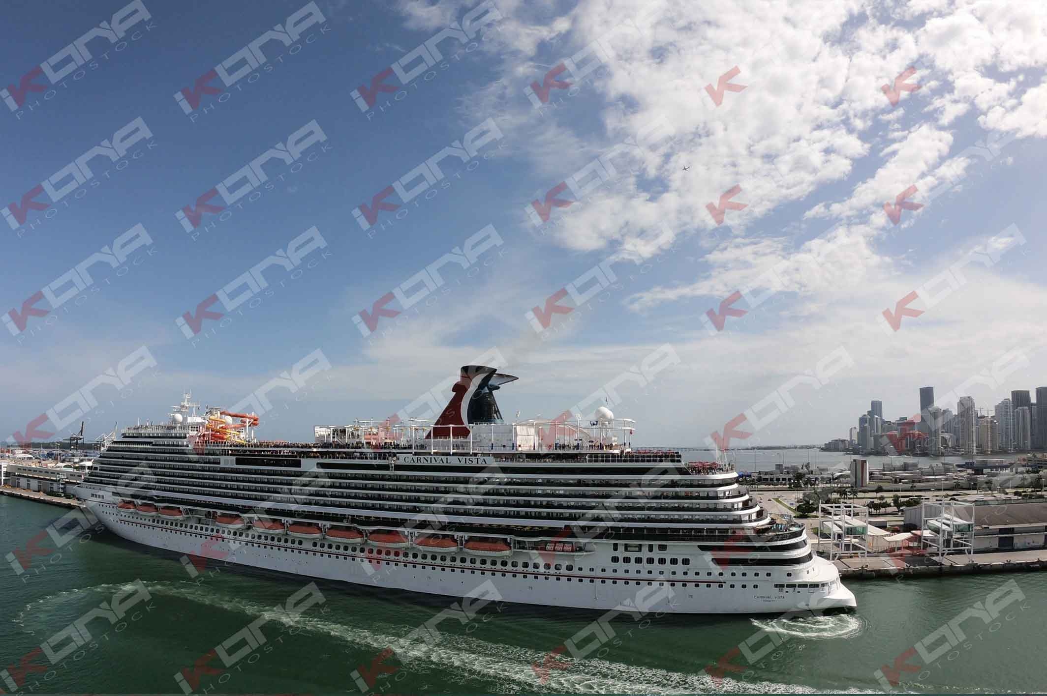 Ship,Carnival Vista,Miami,Port,Carnival Cruises Lines,Florida IKONA